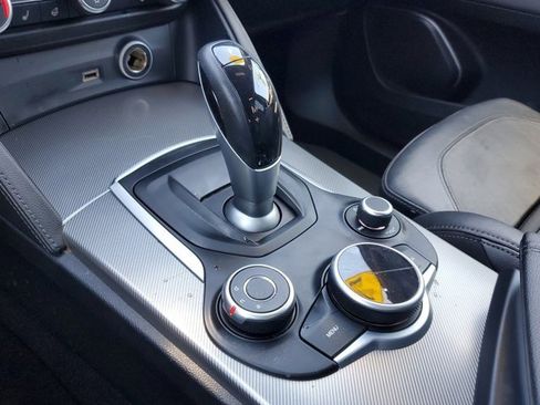 Used 2018 Alfa Romeo Stelvio Ti Sport image 26