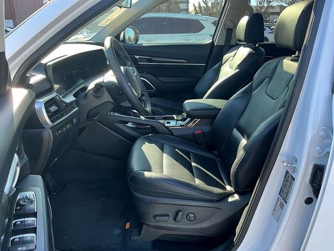 Used 2023 Kia Telluride S w/ S Sunroof Package image 12