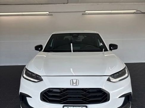 Used 2024 Honda HR-V Sport image 16