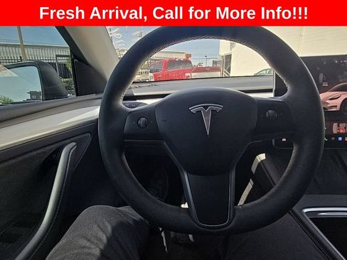 Used 2023 Tesla Model Y Long Range AWD/4WD image 5