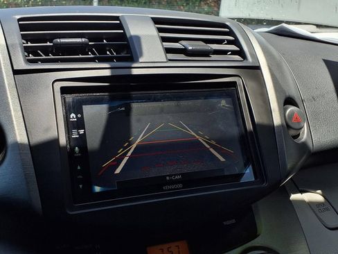 Used 2011 Toyota RAV4 2WD w/ Base L4 Extra Value Pkg image 8