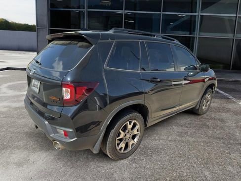 Used 2023 Honda Passport TrailSport image 7