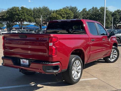 Used 2020 Chevrolet Silverado 1500 Custom w/ Custom Value Package RWD image 4
