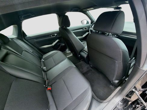 Certified 2025 Honda Civic Sport image 28