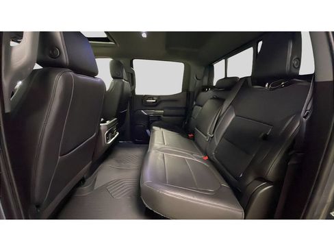 Used 2021 Chevrolet Silverado 1500 LTZ w/ LTZ Premium Package AWD/4WD image 16