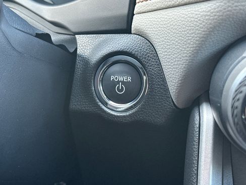 New 2025 Toyota RAV4 XLE w/ Convenience Package image 20