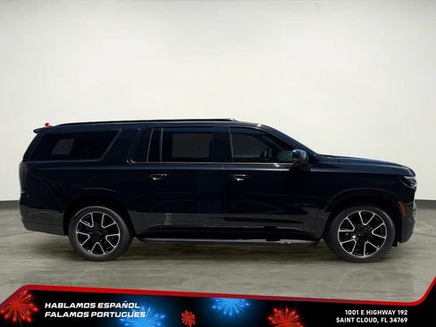 New 2026 Chevrolet Suburban RST w/ Advanced Technology Package AWD/4WD image 7