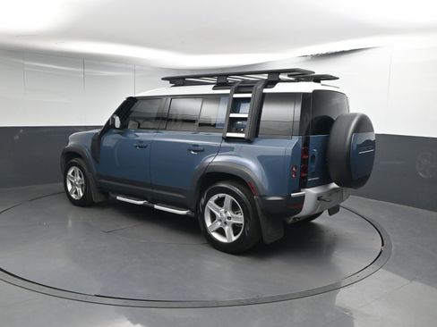 Certified 2023 Land Rover Defender 110 SE image 3