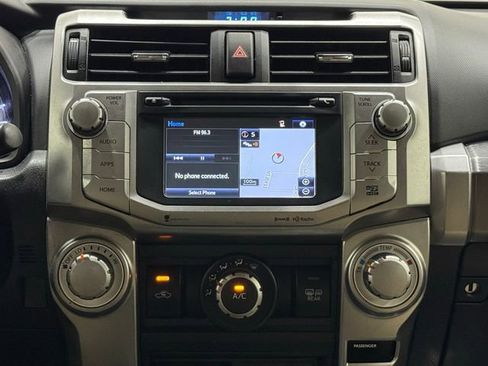 Used 2019 Toyota 4Runner SR5 AWD/4WD image 31