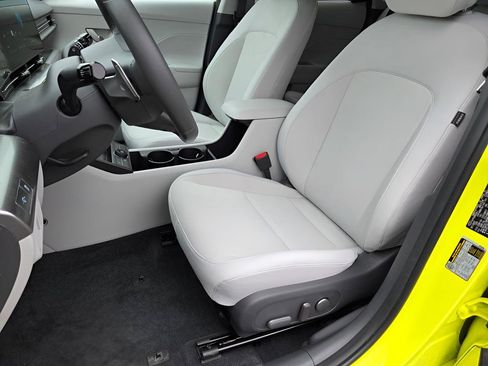 Certified 2024 Hyundai Kona SEL FWD image 18