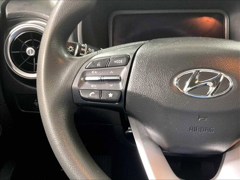 Used 2023 Hyundai Kona SE image 22