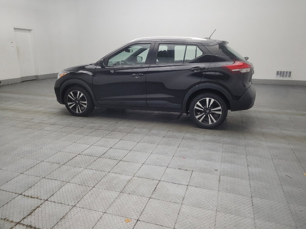 Used 2019 Nissan Kicks SV FWD image 3