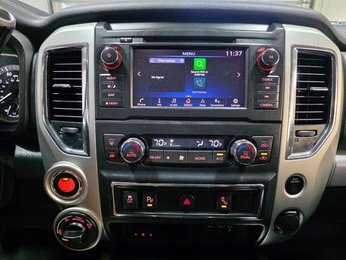Used 2019 Nissan Titan PRO-4X AWD/4WD image 31