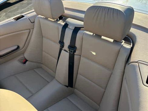 Used 2004 BMW 325Ci Convertible image 11