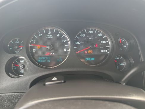 Used 2011 Chevrolet Tahoe LT image 15