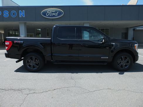 Used 2023 Ford F150 Lariat AWD/4WD image 2