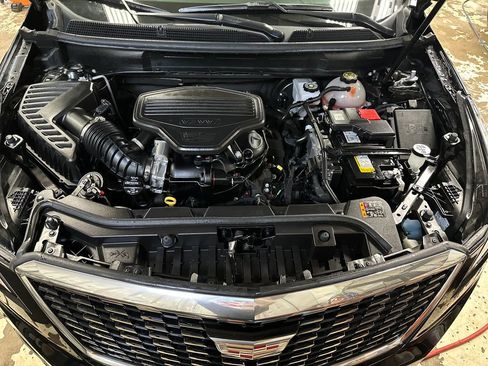 Certified 2024 Cadillac XT5 Premium Luxury w/ Technology Package AWD/4WD image 10