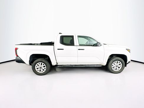 Used 2024 Toyota Tacoma SR RWD image 10