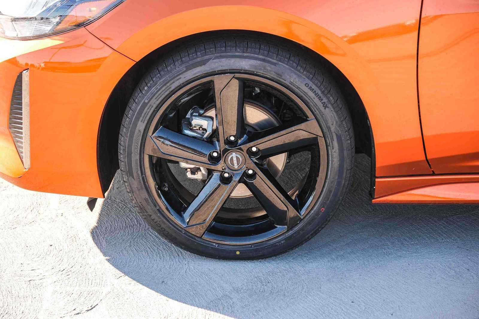Used 2024 Nissan Sentra SR w/ SR Premium Package FWD image 10