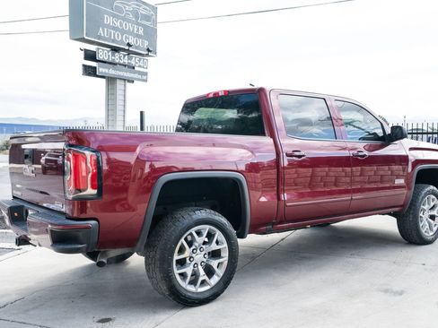 Used 2017 GMC Sierra 1500 SLT w/ All Terrain Package AWD/4WD image 7
