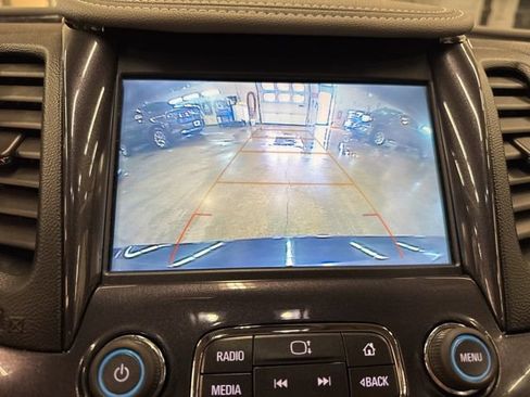 Used 2018 Chevrolet Impala Premier FWD image 15