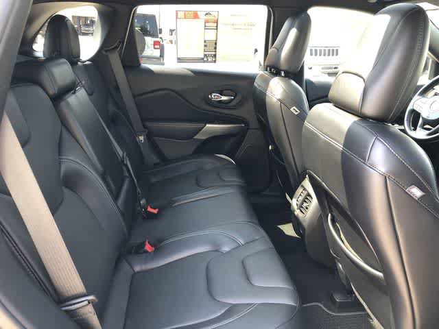 Certified 2021 Jeep Cherokee Latitude Lux 80th Anniv w/ Quick Order Package 2YU 80th FWD image 18