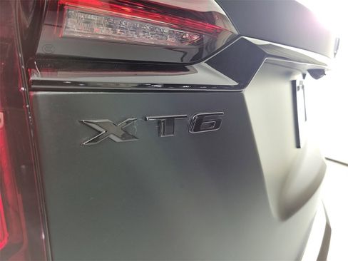 Certified 2023 Cadillac XT6 Premium Luxury w/ Technology Package image 6