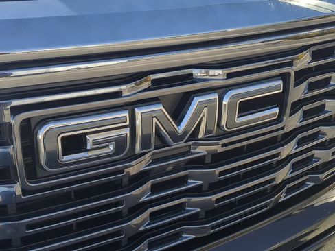 Used 2023 GMC Sierra 1500 Denali Ultimate AWD/4WD image 35