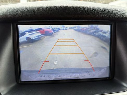 Used 2017 GMC Yukon SLE w/ SLE Value Package image 19