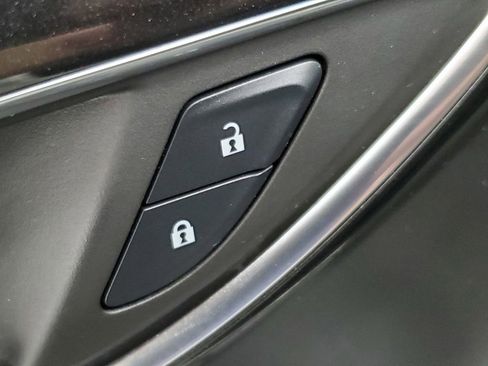 Used 2024 Buick Envision Preferred image 25