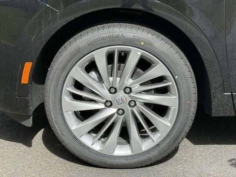 New 2026 Buick Envision Avenir image 7