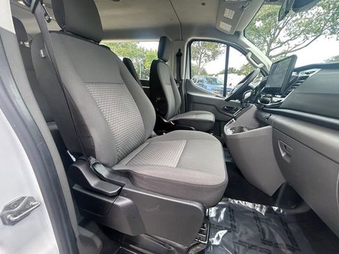 Used 2024 Ford Transit 350 XLT image 27