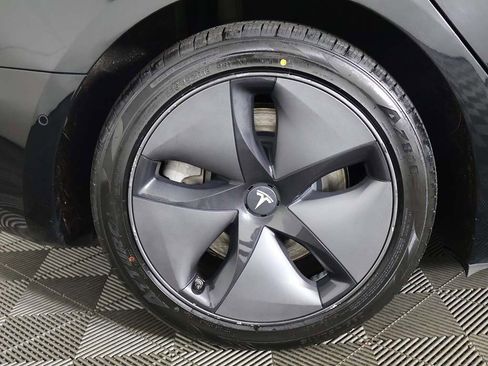 Used 2018 Tesla Model 3 Long Range image 22