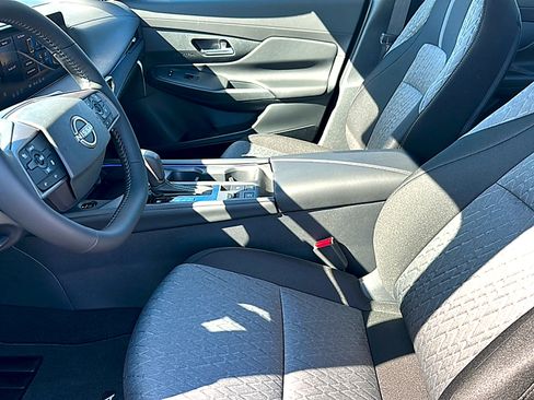 New 2026 Nissan Sentra SV w/ SV Convenience Package FWD image 10