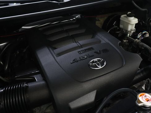 Used 2018 Toyota Tundra SR5 AWD/4WD image 26