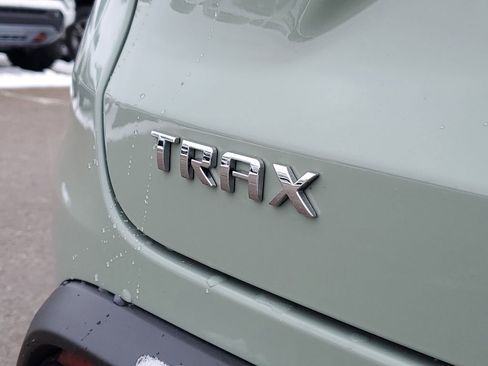 Used 2025 Chevrolet Trax ACTIV w/ Sunroof Package image 33