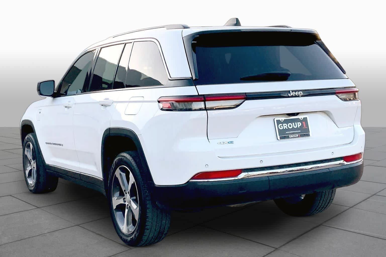Used 2022 Jeep Grand Cherokee Limited 4xe AWD/4WD image 12