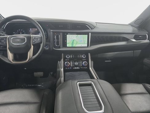 Used 2024 GMC Yukon Denali RWD image 10