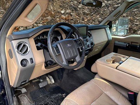 Used 2013 Ford F350 Lariat w/ Chrome Pkg image 12