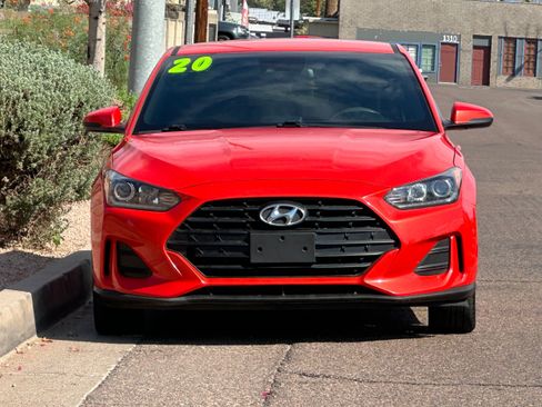 Used 2020 Hyundai Veloster 2.0 FWD image 2