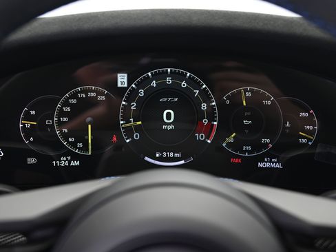 Certified 2025 Porsche 911 GT3 RWD image 34
