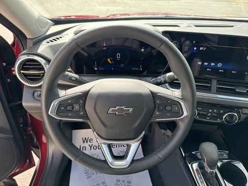 Used 2024 Chevrolet Trax ACTIV w/ Driver Confidence Package image 15