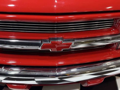 Used 2001 Chevrolet S10 Pickup LS w/ Preferred Equipment Group image 55