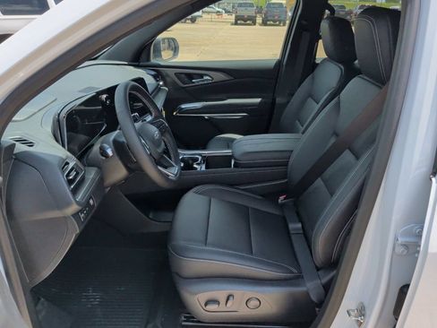 New 2026 Chevrolet Traverse LT w/ Midnight/Sport Edition FWD image 12