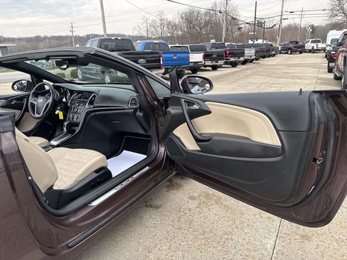 Used 2016 Buick Cascada Premium image 43