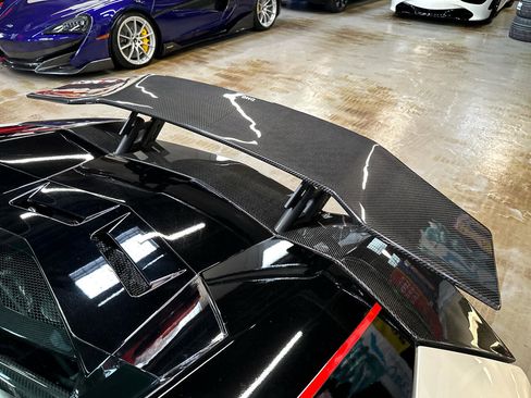 Used 2017 Lamborghini Aventador S image 14