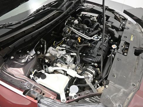 Used 2024 Nissan Altima 2.5 SV image 39