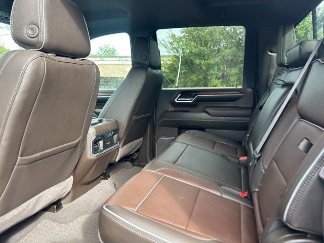 Used 2025 GMC Sierra 2500 Denali w/ Denali Reserve Package AWD/4WD image 10