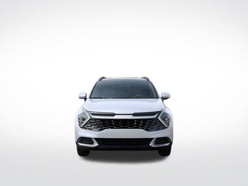 Used 2025 Kia Sportage EX w/ Premium Package image 3