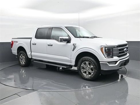 Used 2021 Ford F150 Lariat w/ Equipment Group 502A High image 3